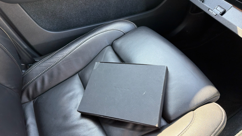 Volvo XC40 2.0 B4P Ultimate Dark 5dr Auto Petrol Estate